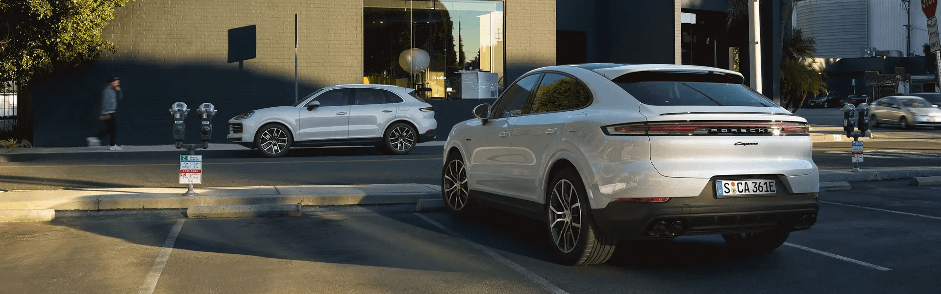 2025 Porsche Cayenne E-Hybrid Banner
