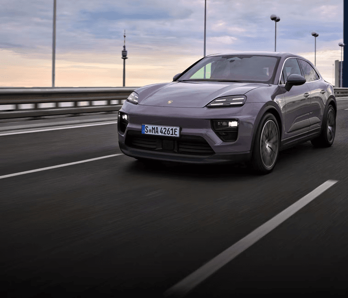 2025 Porsche Macan 4 Electric Performance Feature