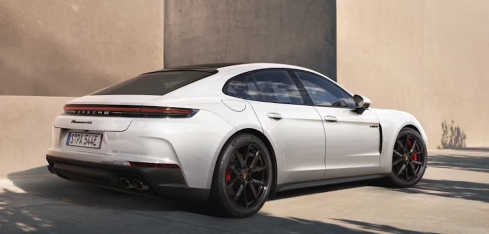 2025 Porsche Panamera 4S E-Hybrid Feature Image